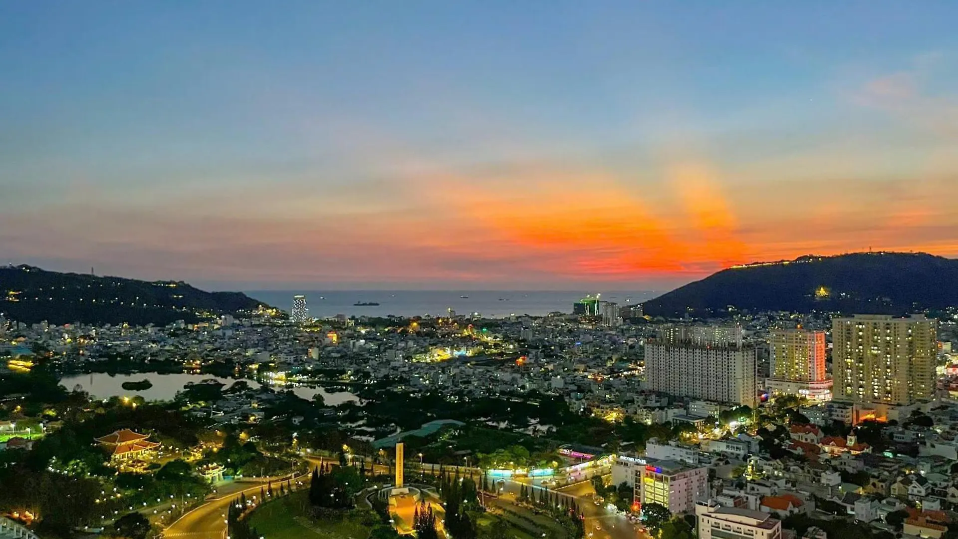 Erica'S House - Oceanview The Song Apartment Vung Tau Nghi Duong Bien Cao Cap 5 Sao - The Song Vung Tau Condotel 5 Star Beach View Apartment Vietnam